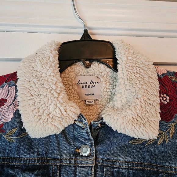 Love Tree Denim Medium Sherpa Lined Denim Jacket Embroidered Trucker Floral - Picture 7 of 15